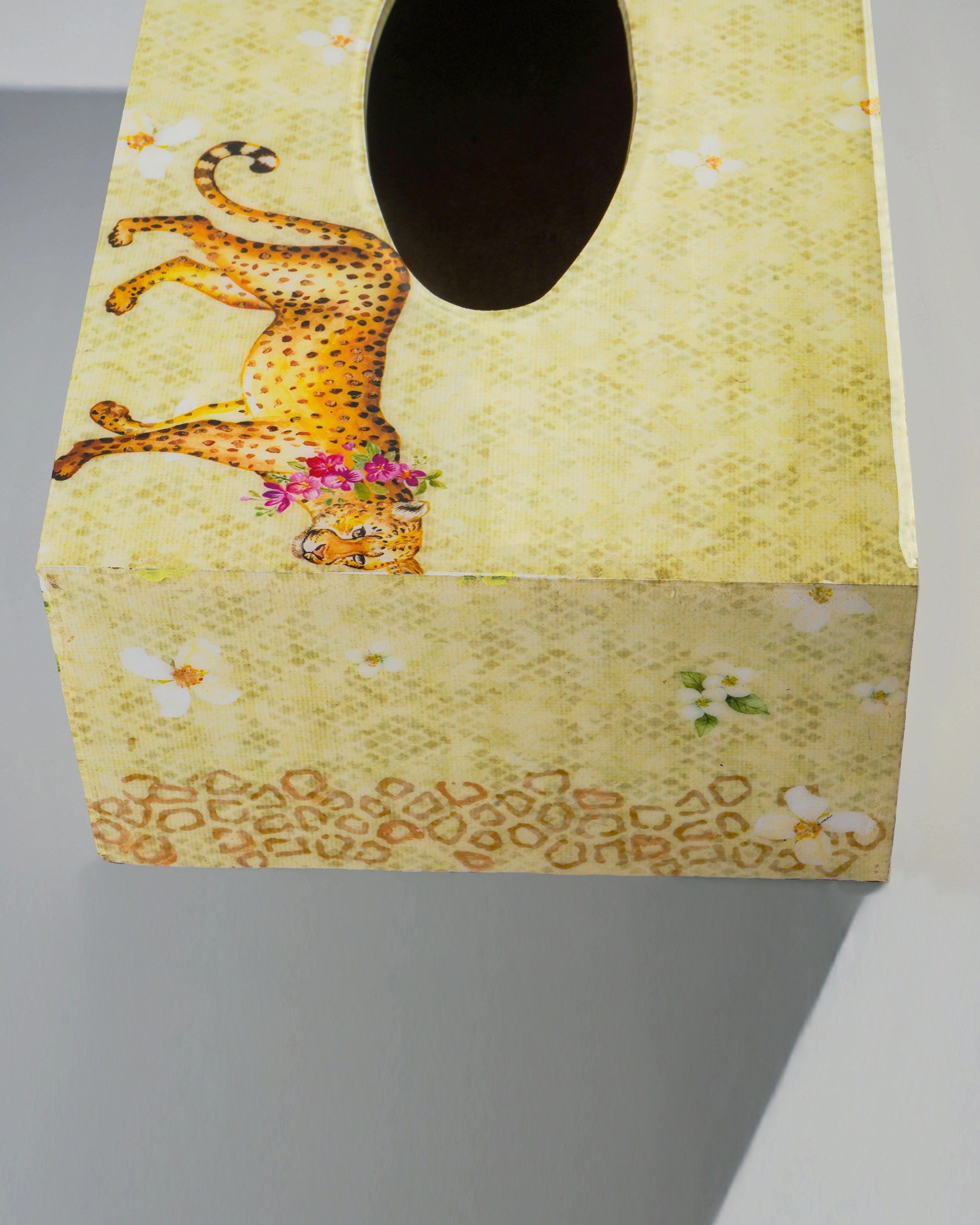 Baghira Bloom Tissue Box