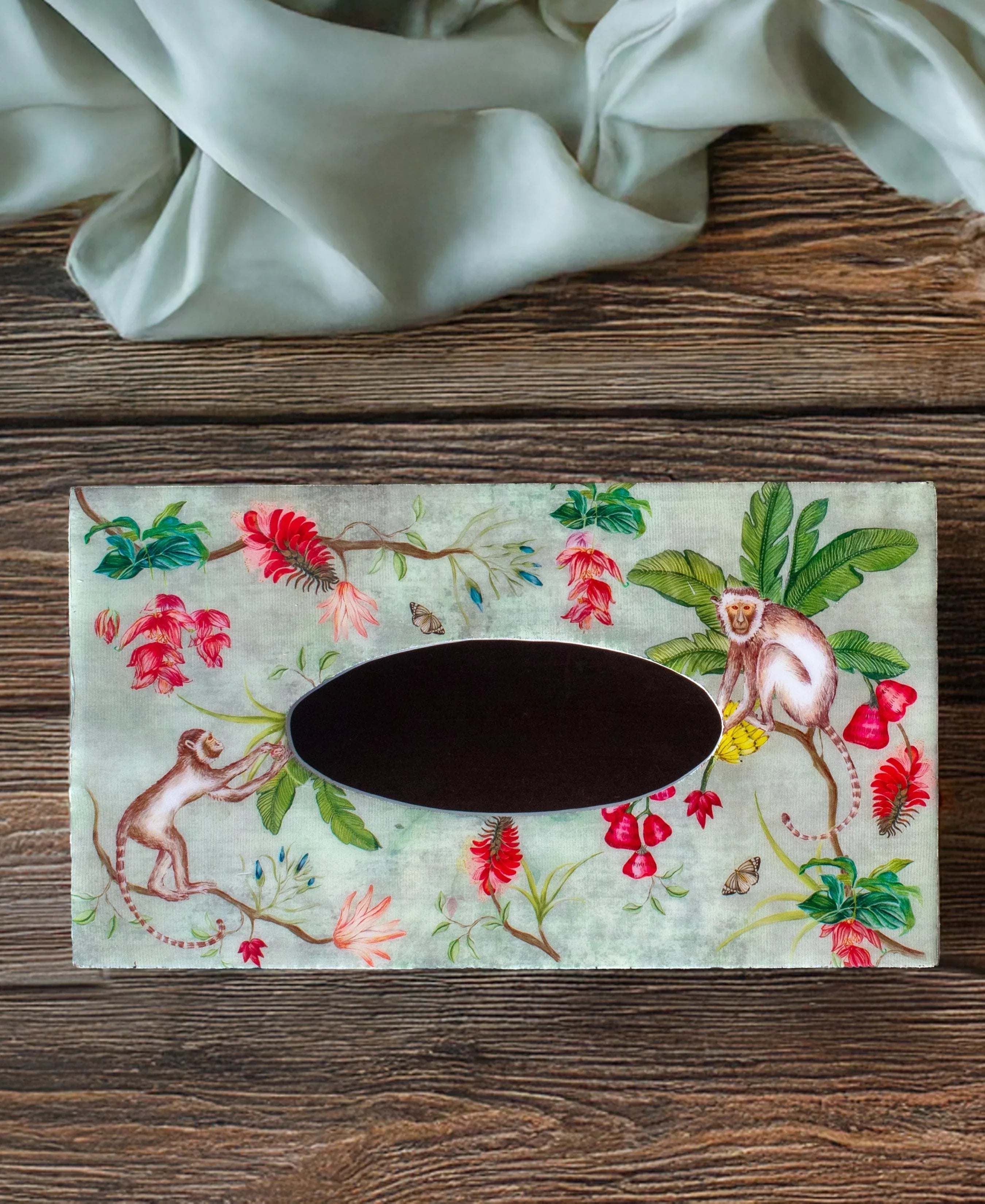 Vanar Vana Tissue Box