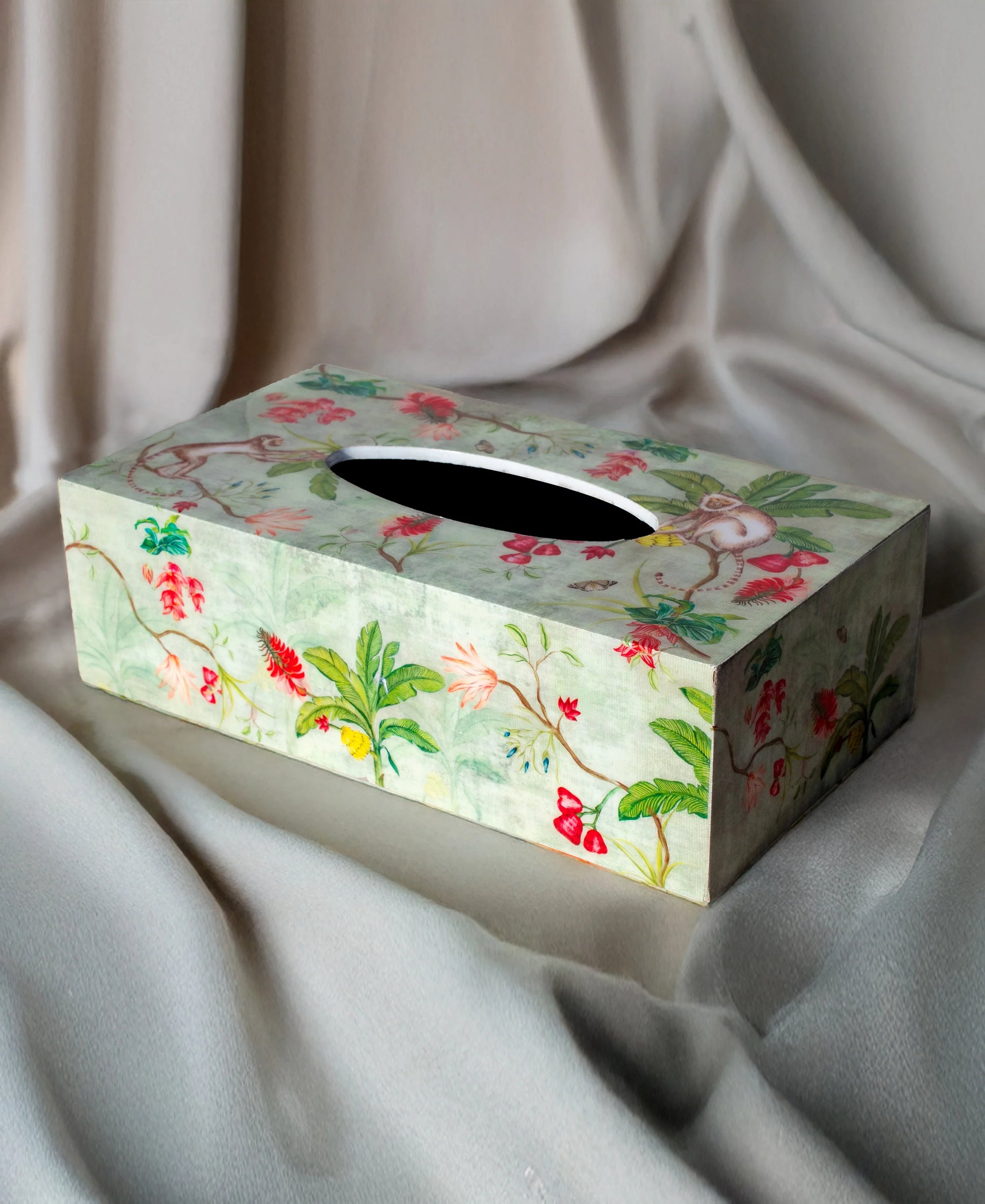 Vanar Vana Tissue Box