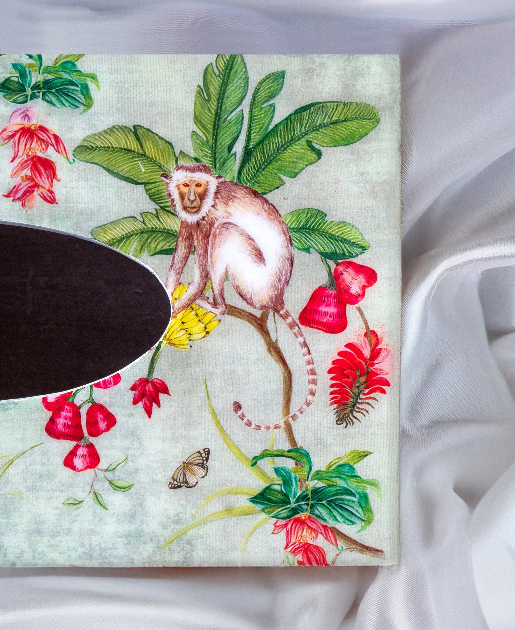 Vanar Vana Tissue Box